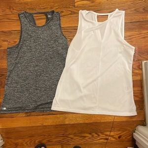Woman’s loose tank tops